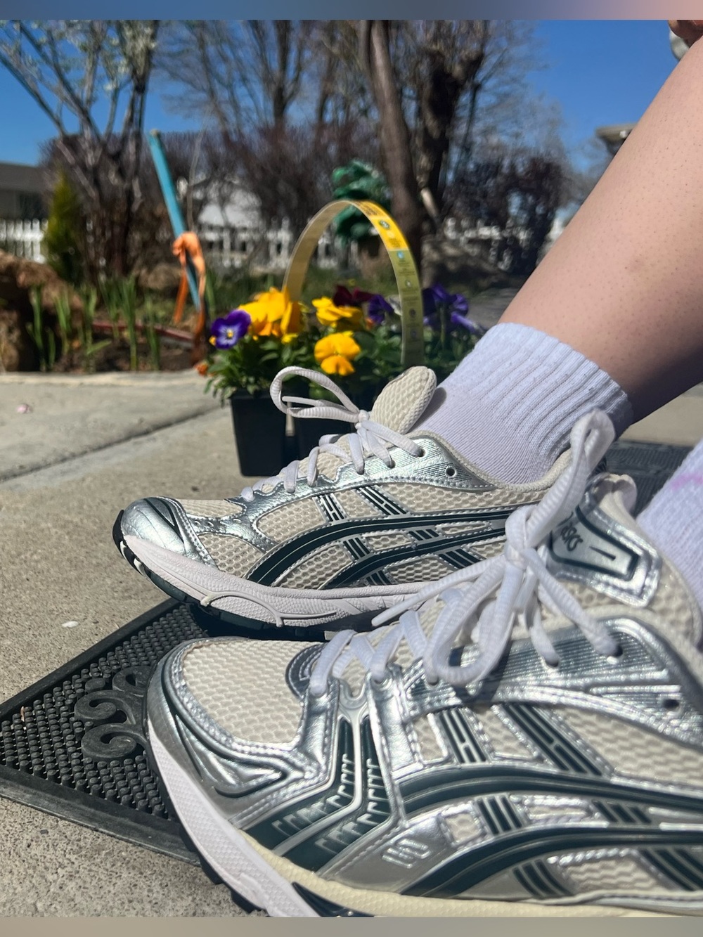Asics Gel Kayano 14 Silver White Running Shoes Y2K - Picture 3 of 10